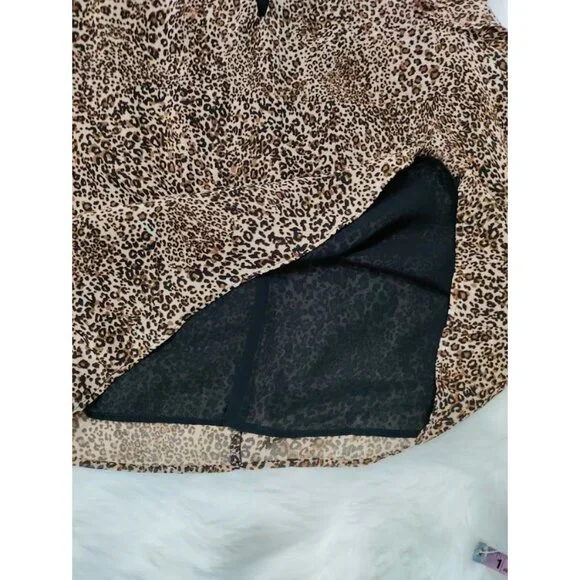 NWT 1State Cheetah Whimsy Blouse Top Short Fairy Sleeve VNeck Choker Style Small - Picture 11 of 14